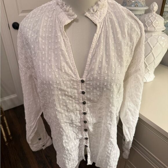 Pilcro White Textured Blouse - Picture 6 of 10